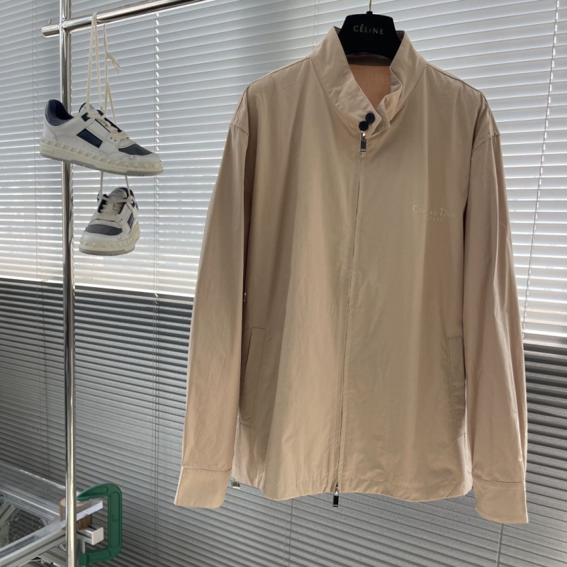 chr1st1an D10r outwear